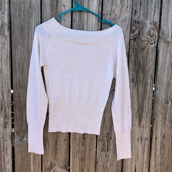 Guess sweater size: L - Picture 3 of 4